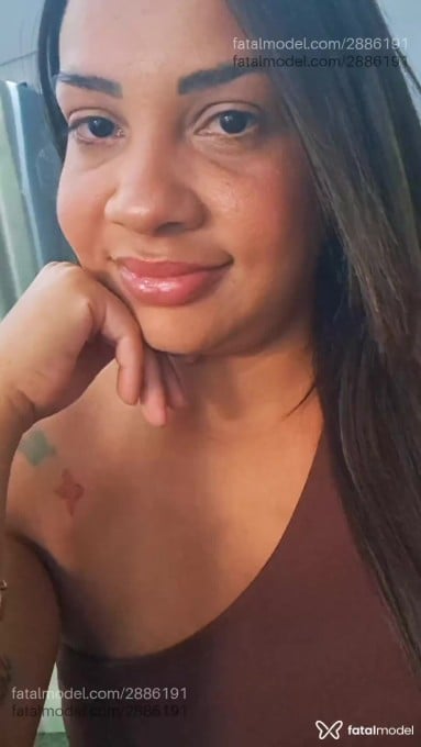 Acompanhante mulher com cabelo castanho de olhos castanhos em Cruzeiro - Graziela Alves