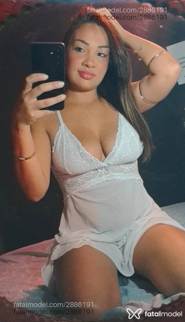 Acompanhante mulher com cabelo castanho de olhos castanhos em Cruzeiro - Graziela Alves