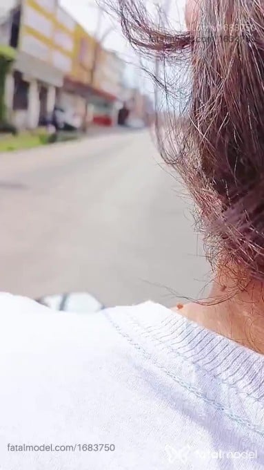 Acompanhante mulher trans com cabelo castanho de olhos mel em Belém - Mayte Castilho