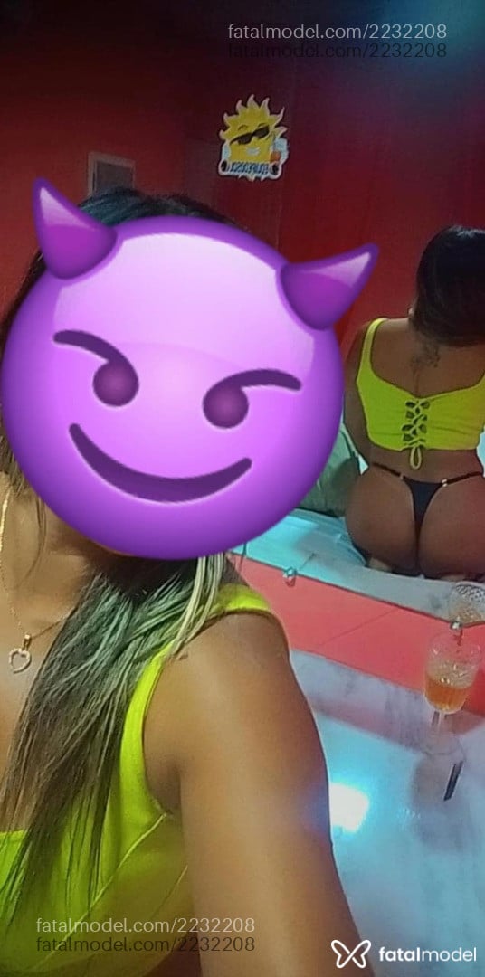Acompanhante mulher com cabelo castanho de olhos castanhos em Iguatu Acompanhante mulher com cabelo castanho de olhos castanhos em Iguatu - Vanessa Rocha