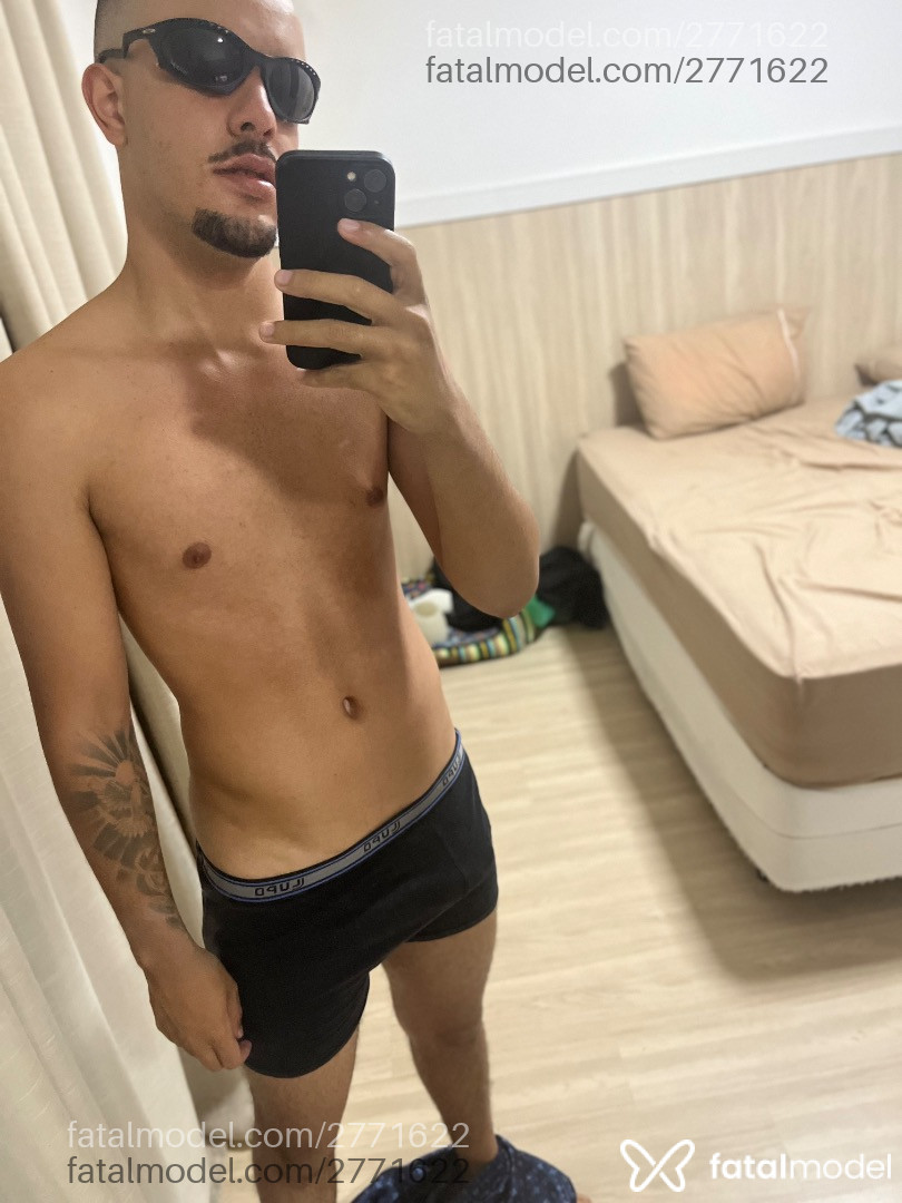 Acompanhante homem morena (o) de olhos castanhos em São Paulo Acompanhante homem morena (o) de olhos castanhos em São Paulo - Vinni