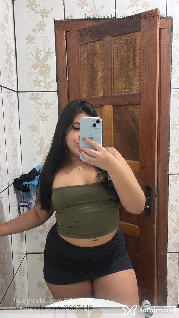 Acompanhante mulher morena (o) de olhos castanhos em Rio de Janeiro - Rabbit
