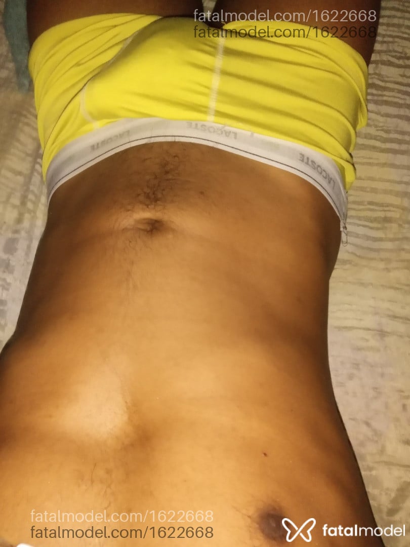 Acompanhante homem morena (o) de olhos castanhos em Belo Horizonte - Morenoputo
