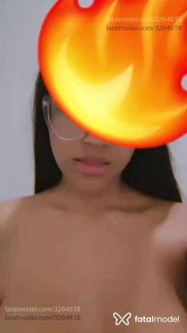 Acompanhante mulher morena (o) de olhos pretos em São Luís Acompanhante mulher morena (o) de olhos pretos em São Luís - Thayane Menezes