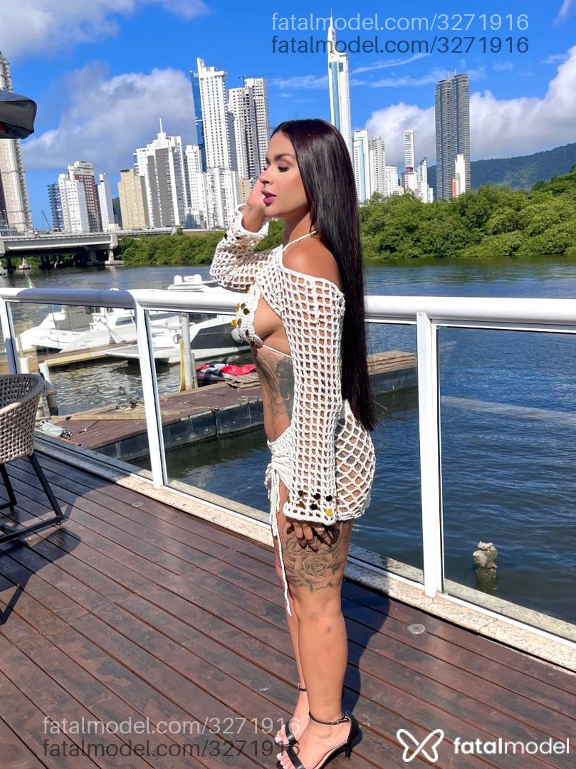 Acompanhante mulher morena (o) de olhos castanhos em Balneário Camboriú - Biaaa
