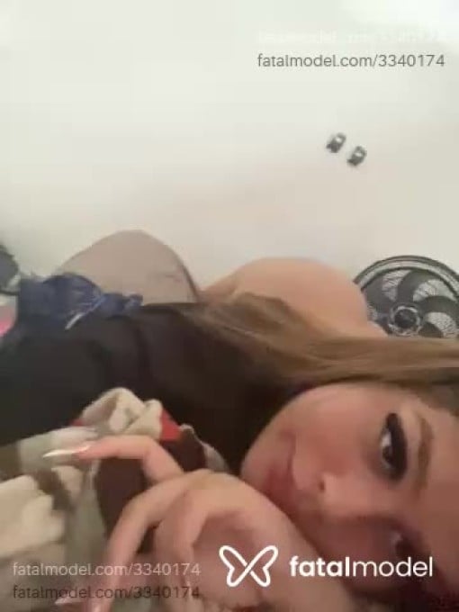 Acompanhante mulher trans loira (o) de olhos mel em Virtual - Vitória kelly