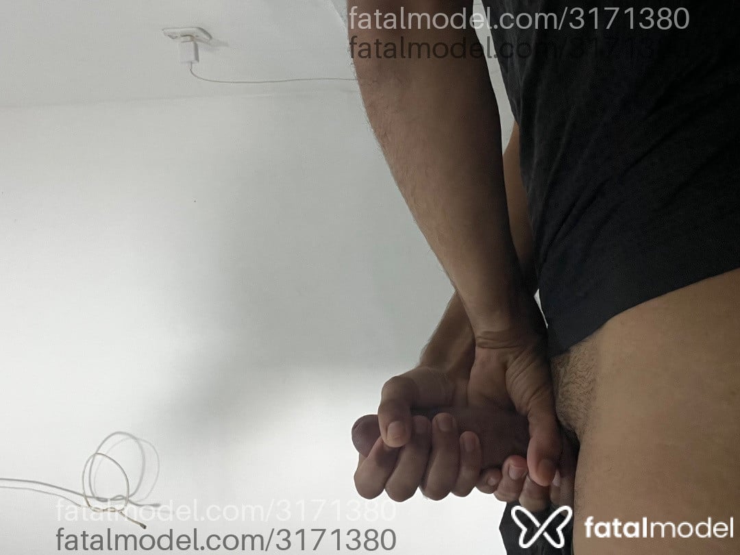Acompanhante homem morena (o) de olhos pretos em Cáceres - Luiz Fernando