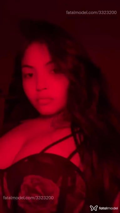 Acompanhante mulher morena (o) de olhos pretos em Florianópolis - Angel