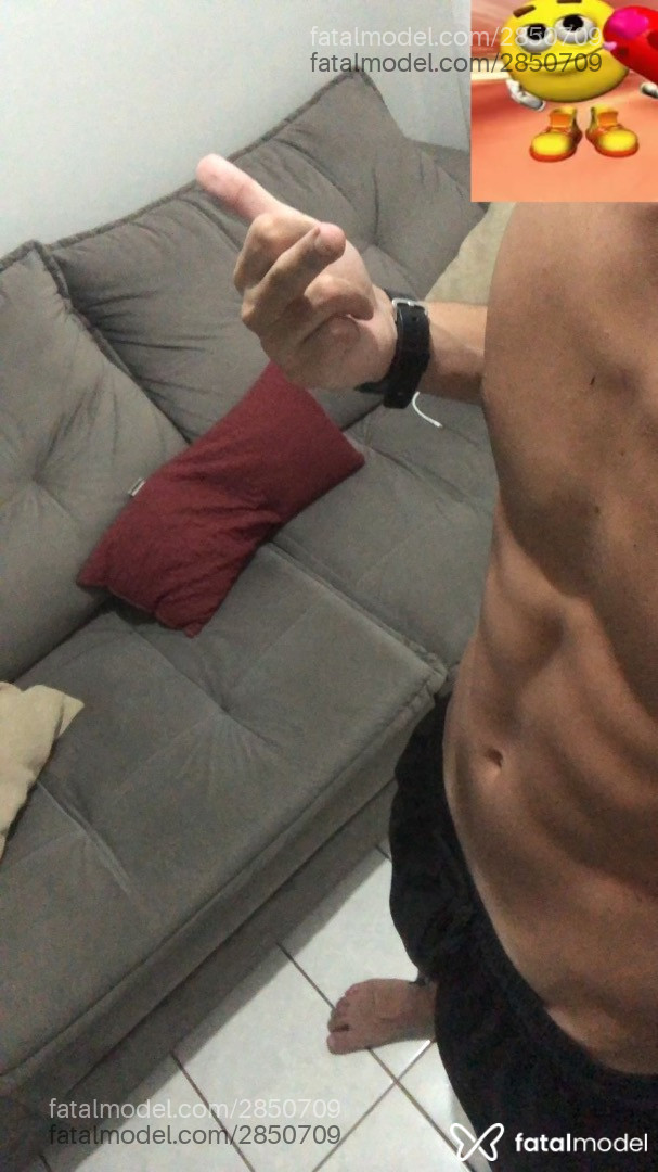 Acompanhante homem morena (o) de olhos castanhos em Rio de Janeiro - Bryanpqd