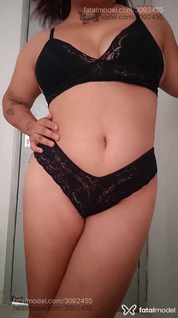Acompanhante mulher com cabelo castanho de olhos castanhos em Aracaju - Lovelyn