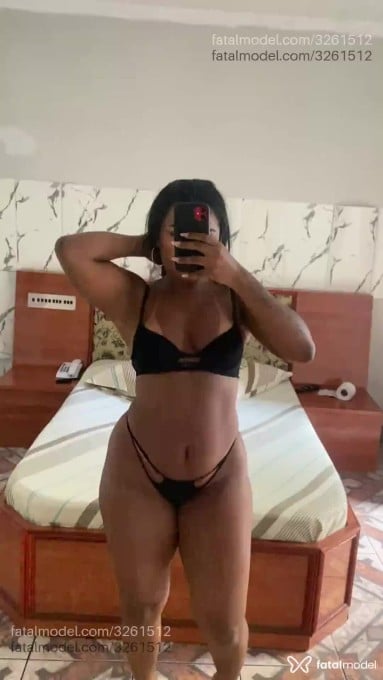 Acompanhante mulher com cabelo castanho de olhos pretos em São Paulo - Milena