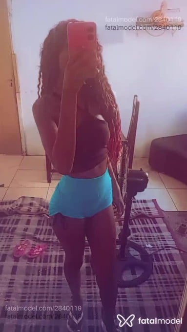 Acompanhante mulher morena (o) de olhos pretos em Pelotas - Lusafadex