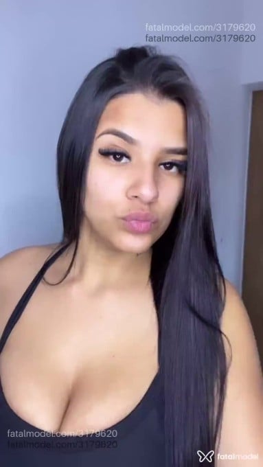 Acompanhante mulher morena (o) de olhos pretos - Bianca Mendes