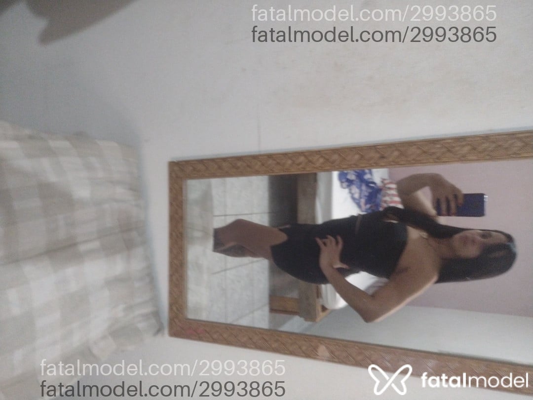 Acompanhante mulher com cabelo castanho de olhos mel em Pindamonhangaba - Sol