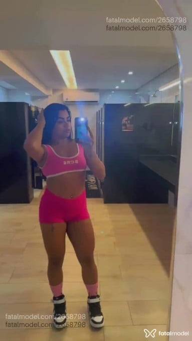 Acompanhante mulher morena (o) de olhos pretos em Fortaleza - Sophie