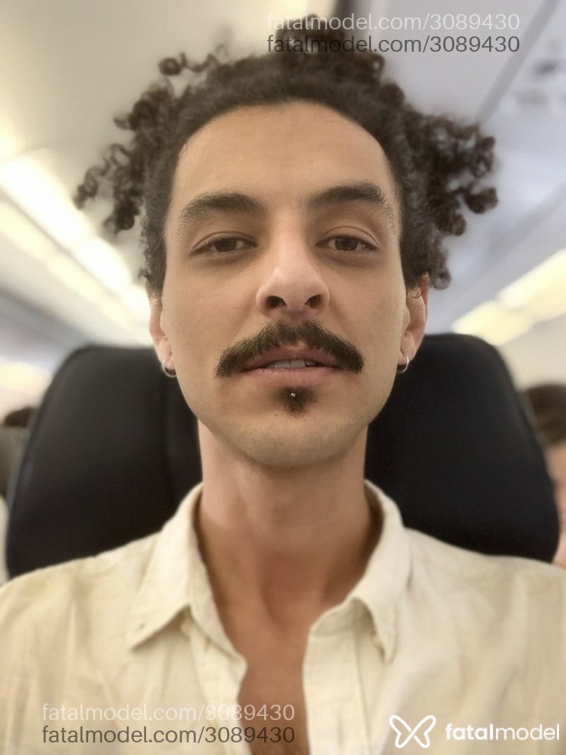 Acompanhante homem morena (o) de olhos castanhos em São Paulo - Filipe