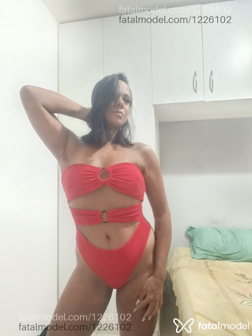 Acompanhante mulher morena (o) de olhos castanhos - July profissa Acompanhante mulher morena (o) de olhos castanhos - July profissa