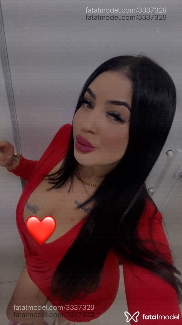 Acompanhante mulher morena (o) de olhos verdes em Pirassununga - Kelly