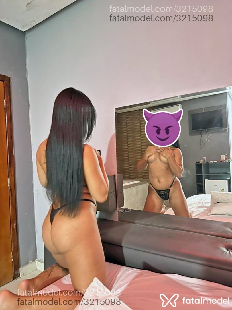 Acompanhante mulher morena (o) de olhos verdes em Petrolina - Jennifer