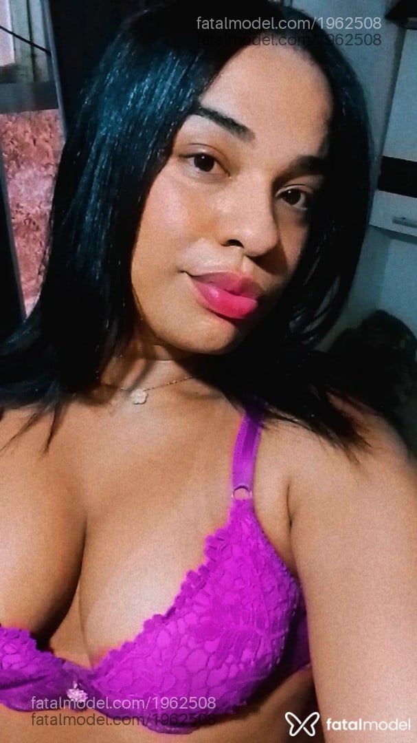 Acompanhante mulher trans morena (o) de olhos pretos em Rio de Janeiro - Camila