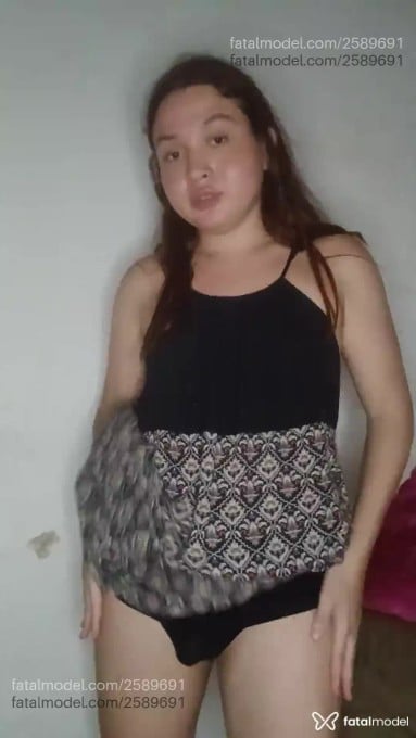 Acompanhante mulher trans com cabelo castanho de olhos castanhos em Virtual - Yasmim Lins