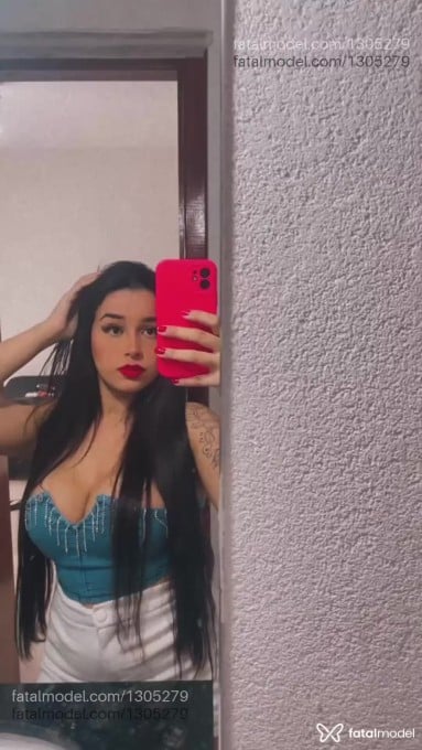 Acompanhante mulher morena (o) de olhos pretos em Uberaba - Isabella Moraes