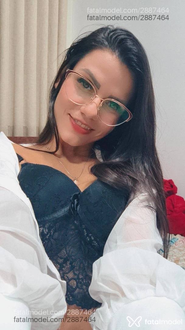 Acompanhante mulher morena (o) de olhos castanhos - Pandora
