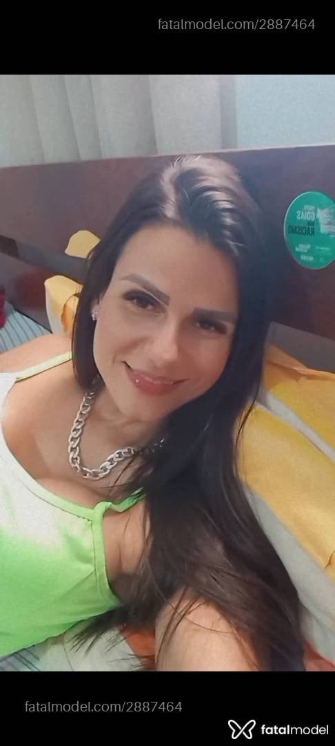 Acompanhante mulher morena (o) de olhos castanhos - Pandora Acompanhante mulher morena (o) de olhos castanhos - Pandora