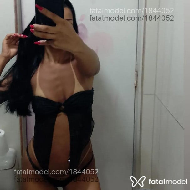 Acompanhante mulher morena (o) de olhos castanhos em Rio de Janeiro - Lary Carvalho
