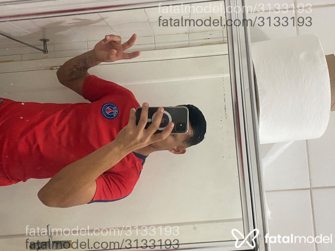 Acompanhante homem morena (o) de olhos pretos em São Paulo - José