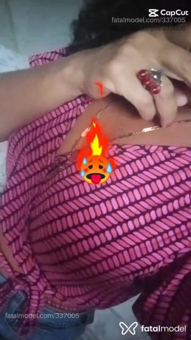 Acompanhante mulher morena (o) de olhos mel em Rio das Ostras - SABRINA LOVEY