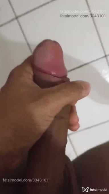 Acompanhante homem com cabelo castanho de olhos castanhos em Vitória da Conquista - Matheus