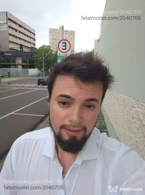 Acompanhante homem com cabelo castanho de olhos castanhos - Nicholas Acompanhante homem com cabelo castanho de olhos castanhos - Nicholas