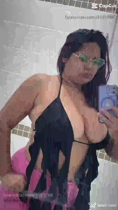 Acompanhante mulher ruiva (o) de olhos pretos em Linhares - Bianca