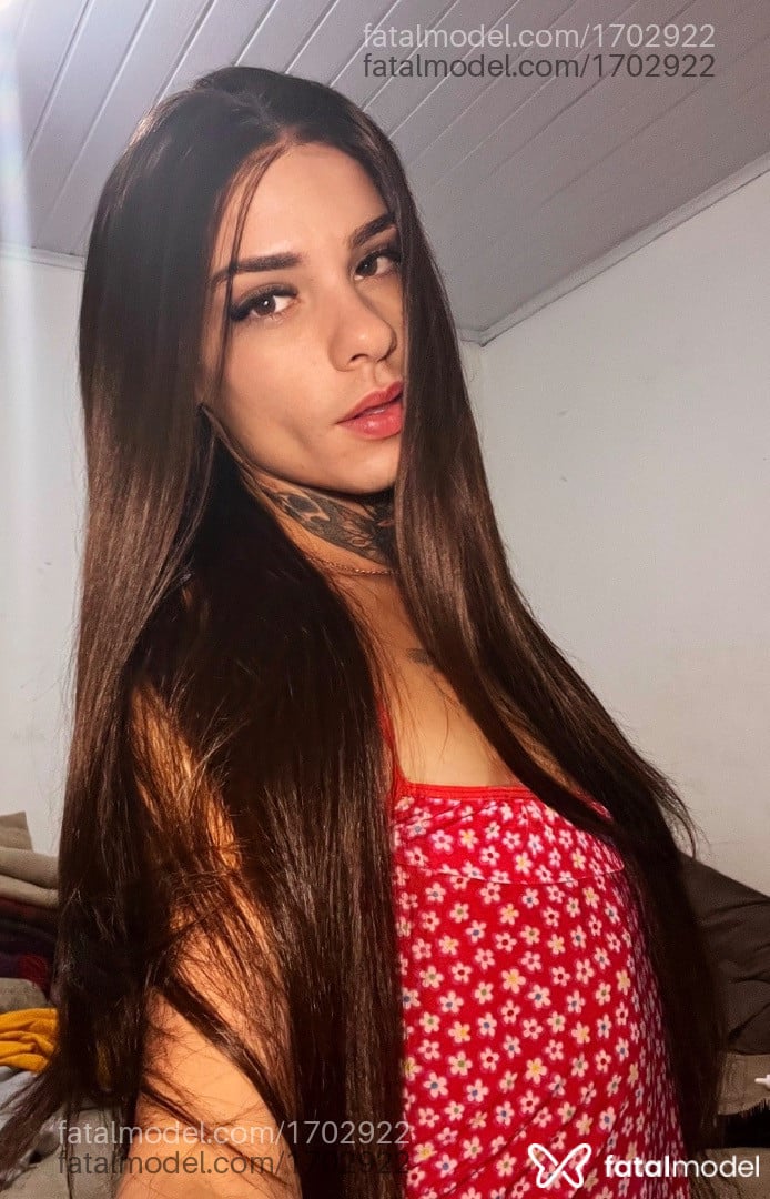 Acompanhante mulher trans loira (o) de olhos mel em Atibaia - Niccc