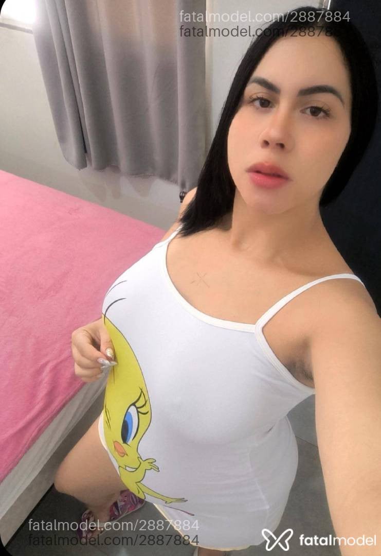 Acompanhante mulher com cabelo castanho de olhos castanhos - Carolzinha