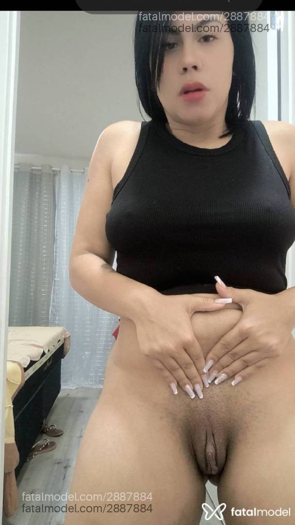 Acompanhante mulher com cabelo castanho de olhos castanhos em Goiânia - Carolzinha