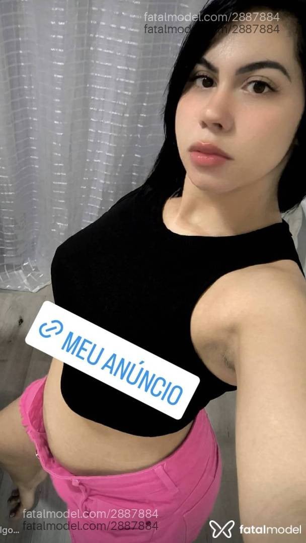 Acompanhante mulher com cabelo castanho de olhos castanhos - Carolzinha