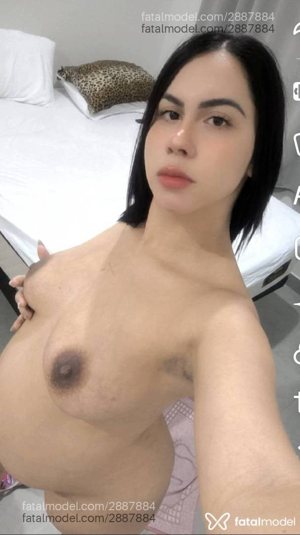 Acompanhante mulher com cabelo castanho de olhos castanhos - Carolzinha