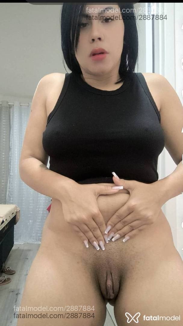Acompanhante mulher com cabelo castanho de olhos castanhos em Goiânia - Carolzinha