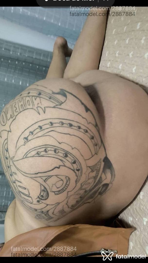 Acompanhante mulher com cabelo castanho de olhos castanhos em Goiânia - Carolzinha
