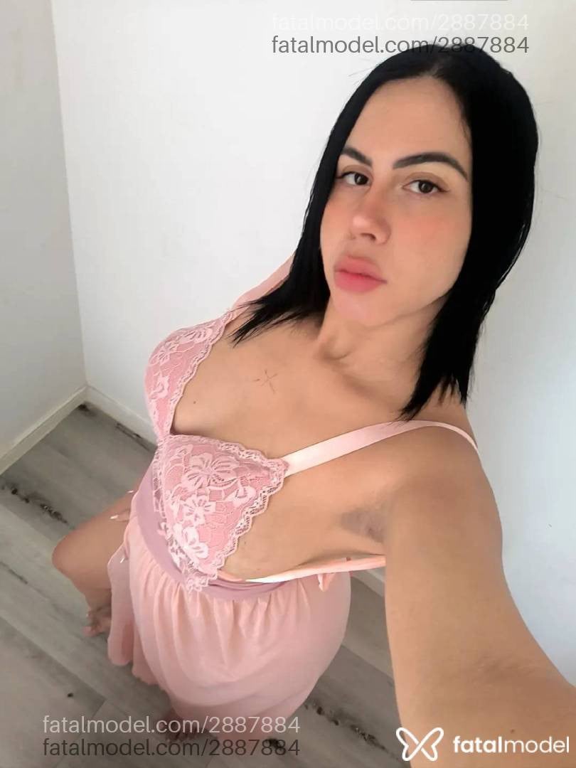 Acompanhante mulher com cabelo castanho de olhos castanhos - Carolzinha