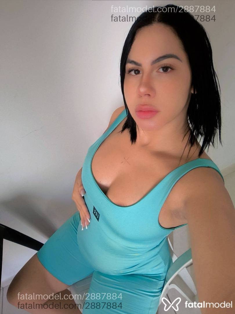 Acompanhante mulher com cabelo castanho de olhos castanhos - Carolzinha