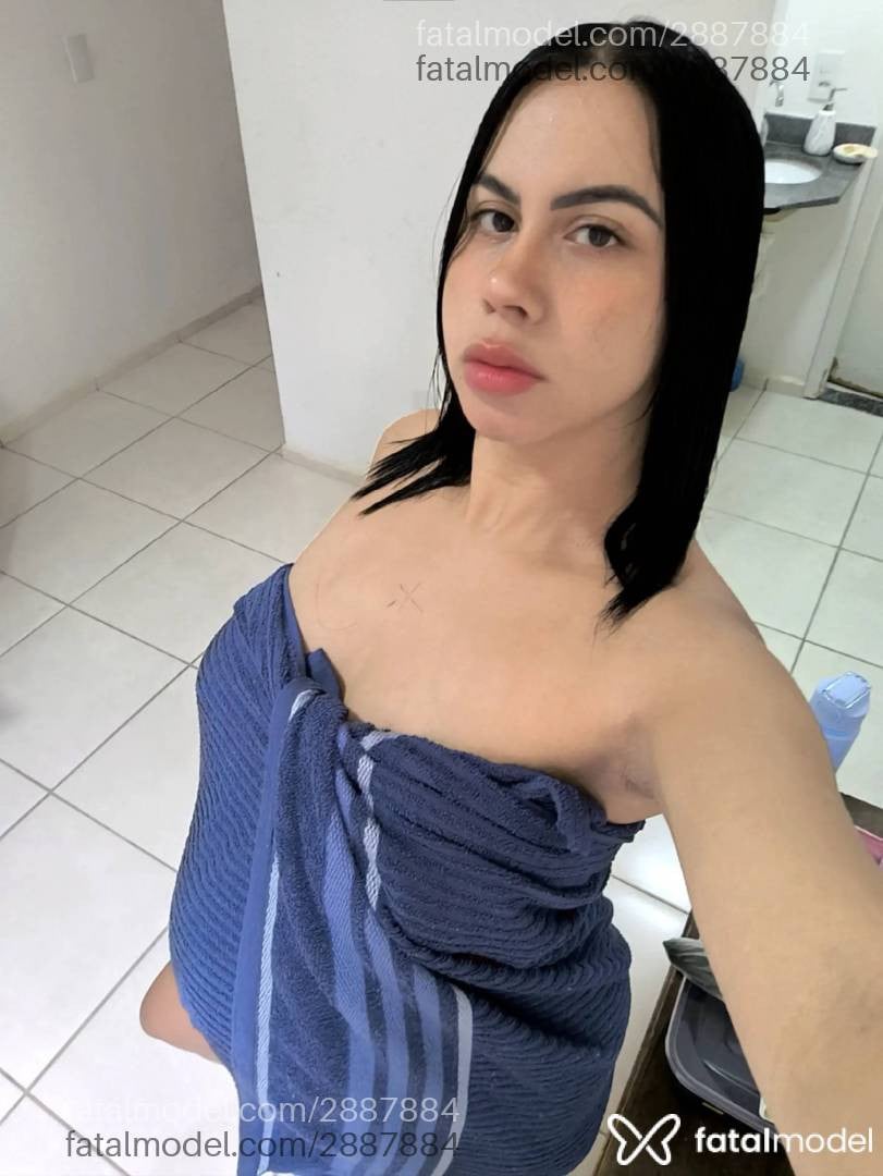 Acompanhante mulher com cabelo castanho de olhos castanhos - Carolzinha