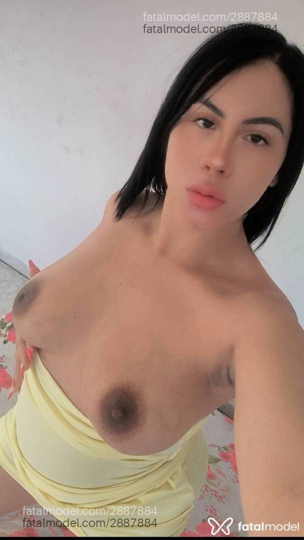 Acompanhante mulher com cabelo castanho de olhos castanhos em Goiânia - Carolzinha