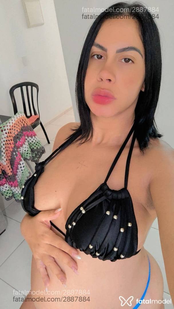 Acompanhante mulher com cabelo castanho de olhos castanhos - Carolzinha