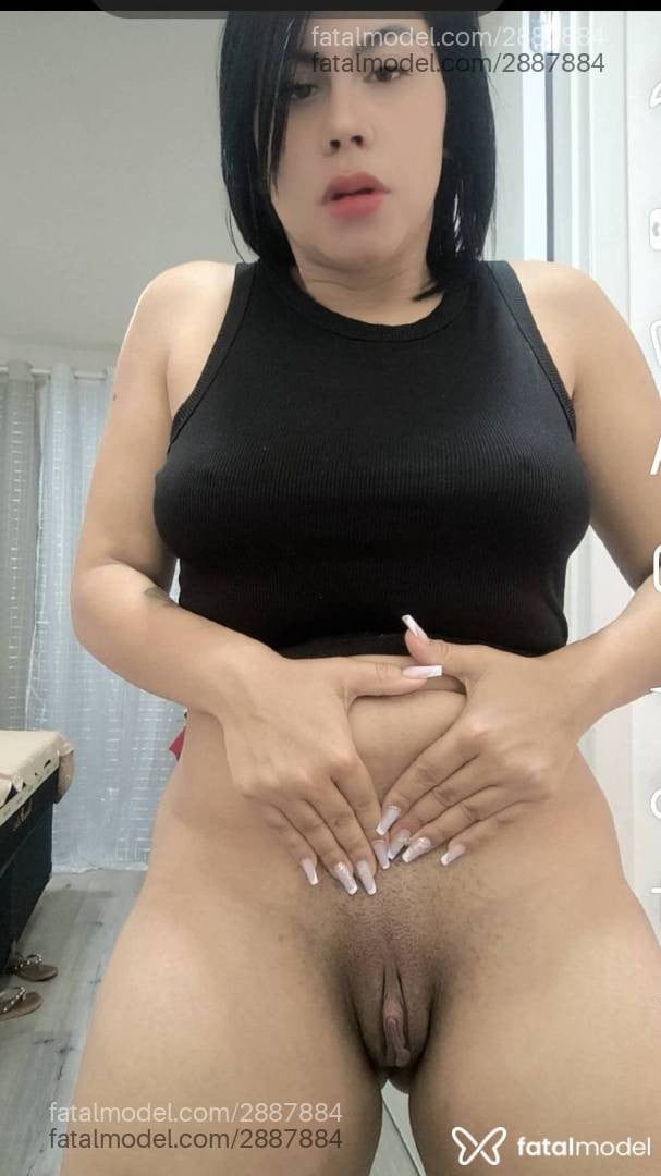 Acompanhante mulher com cabelo castanho de olhos castanhos em Goiânia - Carolzinha