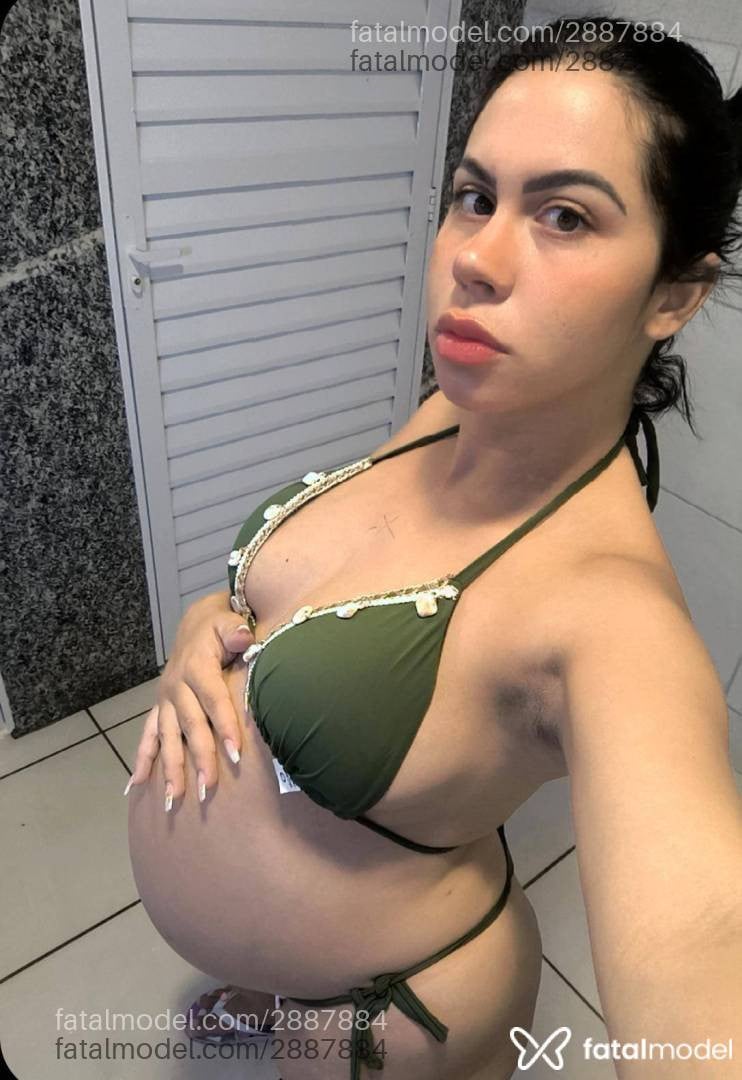 Acompanhante mulher com cabelo castanho de olhos castanhos - Carolzinha