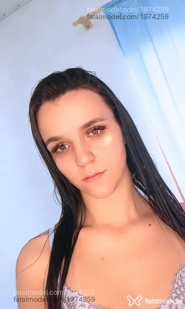 Acompanhante mulher morena (o) de olhos castanhos em São Miguel do Oeste Acompanhante mulher morena (o) de olhos castanhos em São Miguel do Oeste - Nicolly