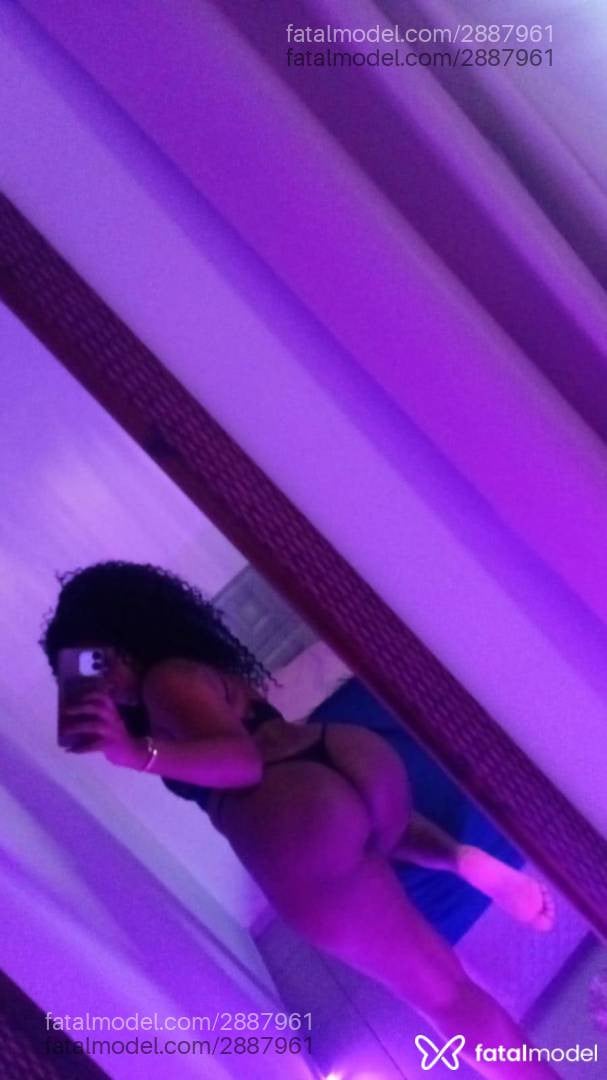 Acompanhante mulher morena (o) de olhos pretos - Bianca